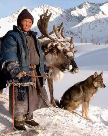 Mo2-TsaatanReindeerHerdersMongolia.jpg