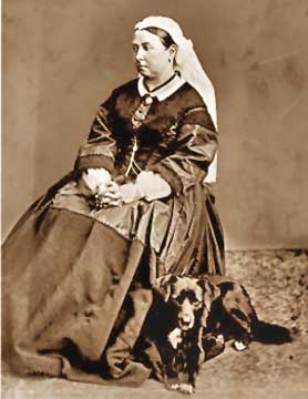 Queen-Victoria-and-Sharp-bo.jpg